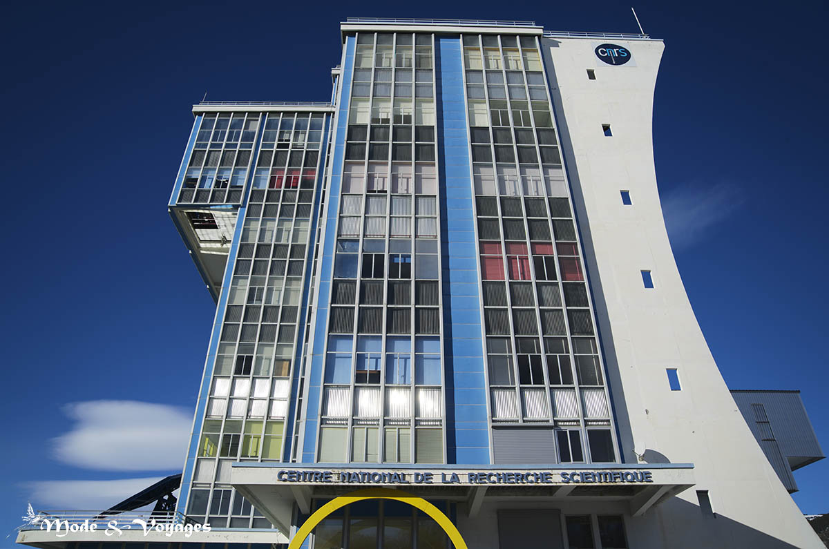 four solaire odeillo centre national de la recherche scientifique CNRS